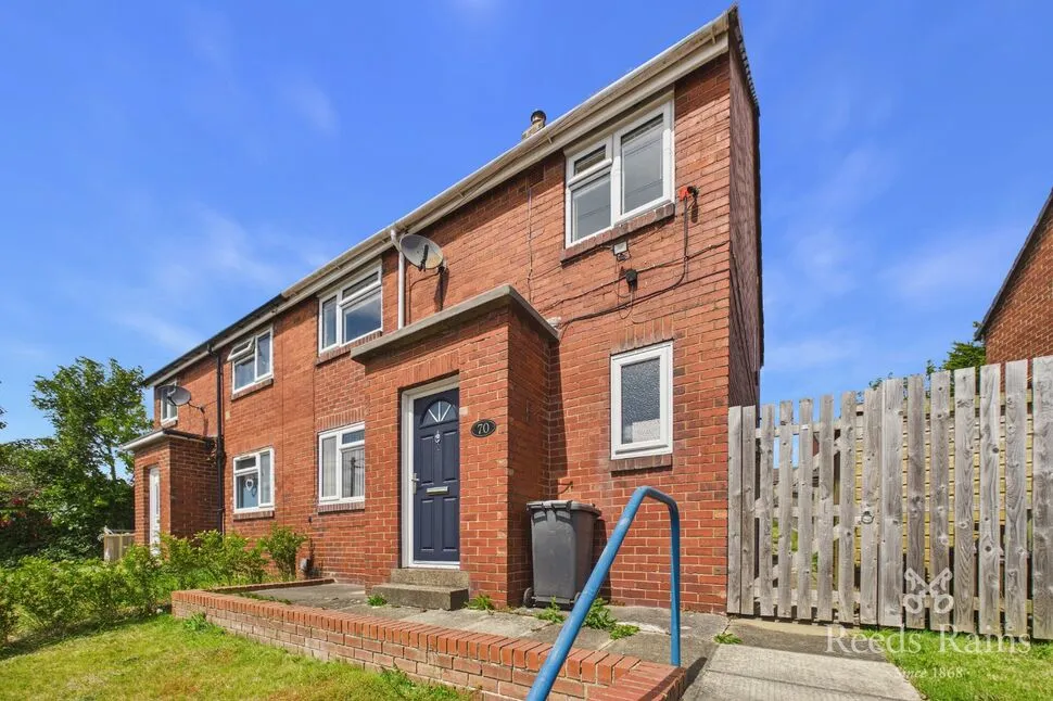 3 bed house for sale — Manor Road, Rothwell, West Yorkshire, LS26