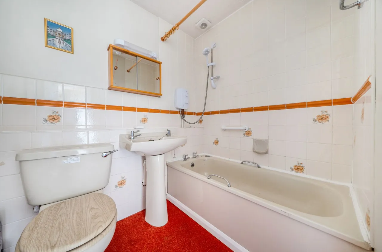 Kingfisher Court, Middleton On Sea, PO22, photo 16