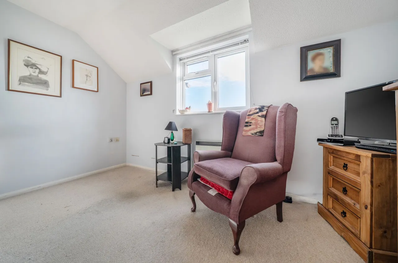 Kingfisher Court, Middleton On Sea, PO22, photo 13