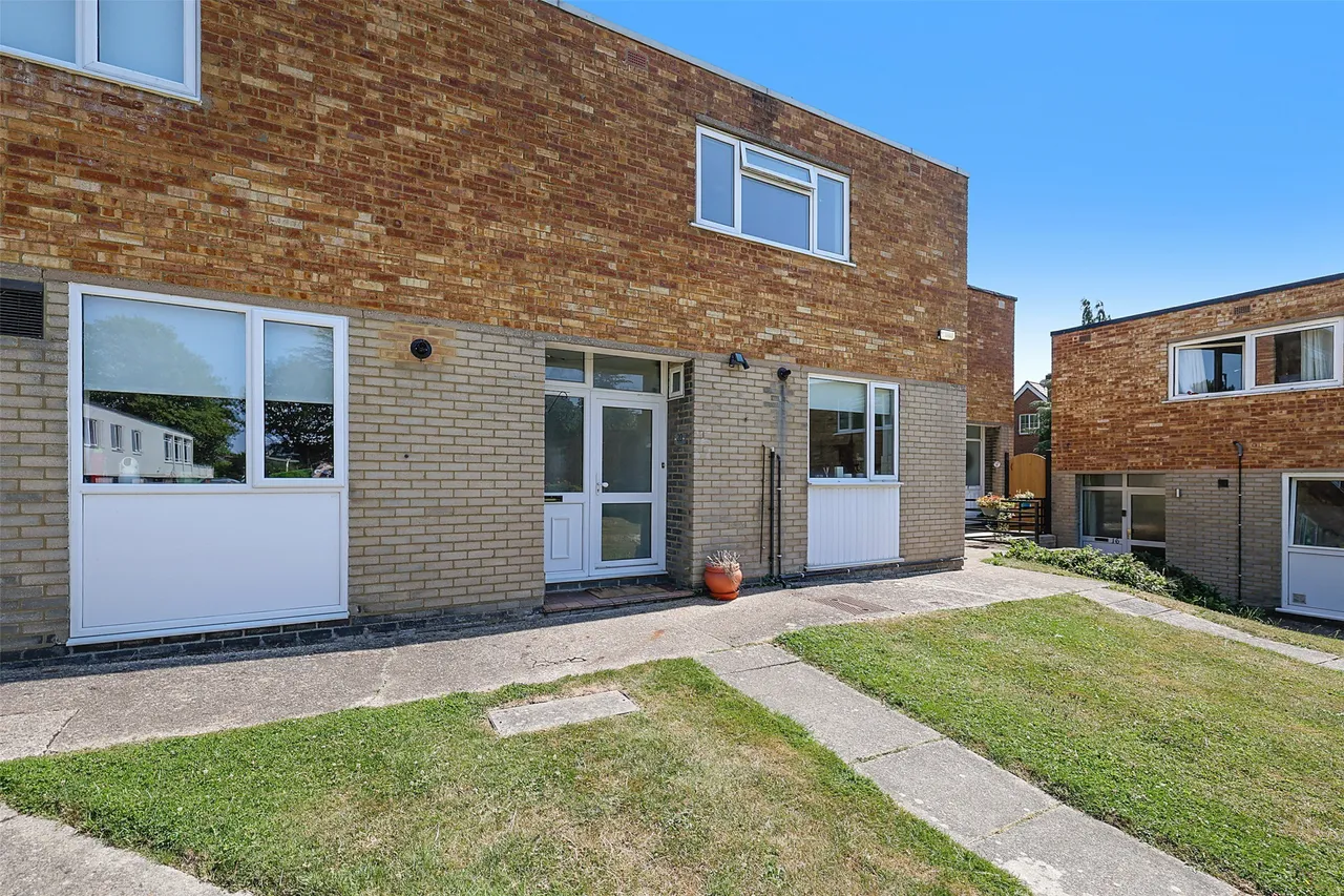 Conifer Close, Reigate, RH2, photo 18