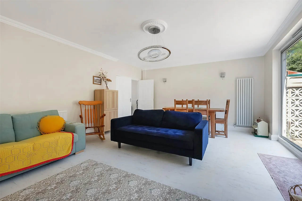 Conifer Close, Reigate, RH2, photo 12
