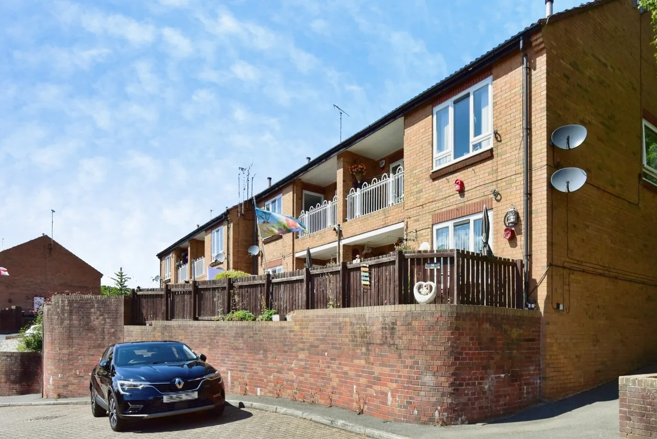Carpenter Gardens, Sheffield, South Yorkshire, S12, photo 14
