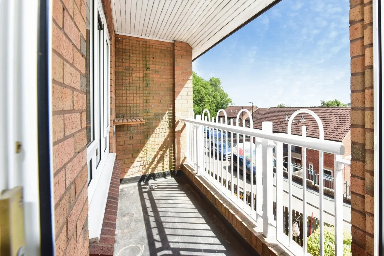 Carpenter Gardens, Sheffield, South Yorkshire, S12, photo 4