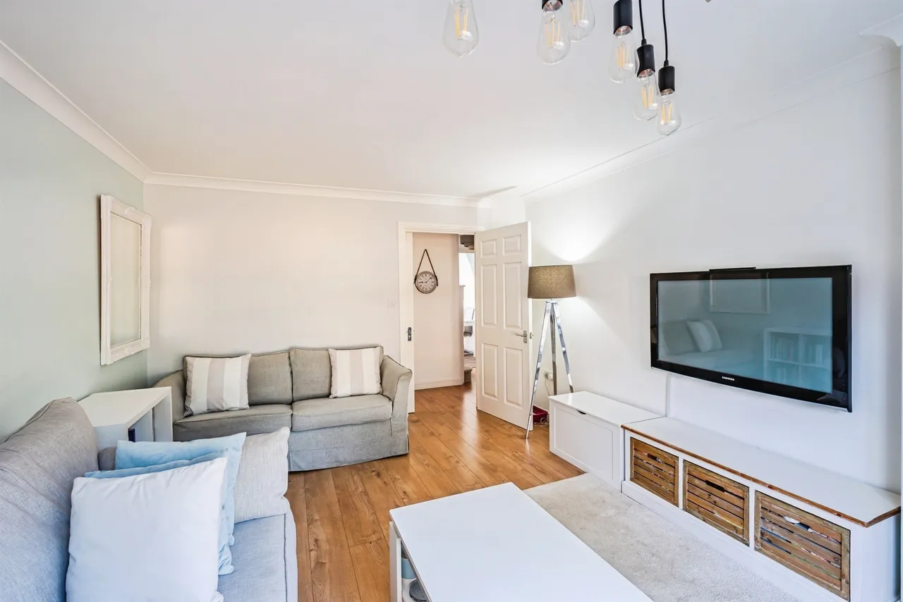 Admiralty Crescent, Eastbourne, photo 4