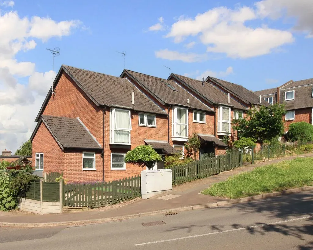 3 bed property for sale — Allandale, Hemel Hempstead, Hertfordshire, HP2 5DT