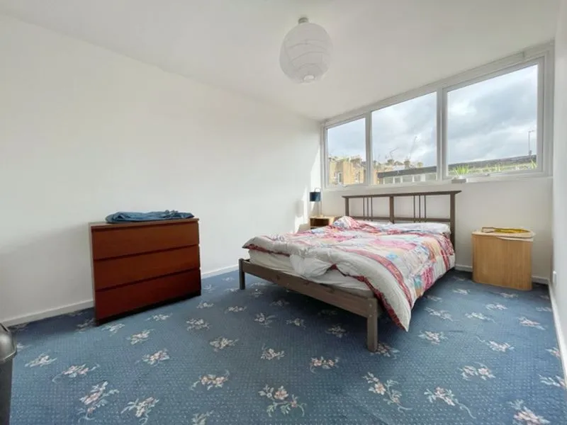 Ebbisham Drive, London SW8 1UB, photo 9
