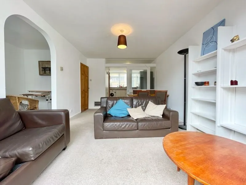 Ebbisham Drive, London SW8 1UB, photo 7
