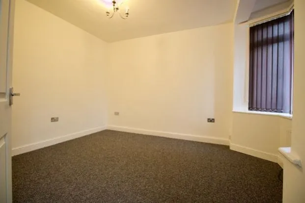 Kerrysdale Avenue, Leicester, LE4, photo 2