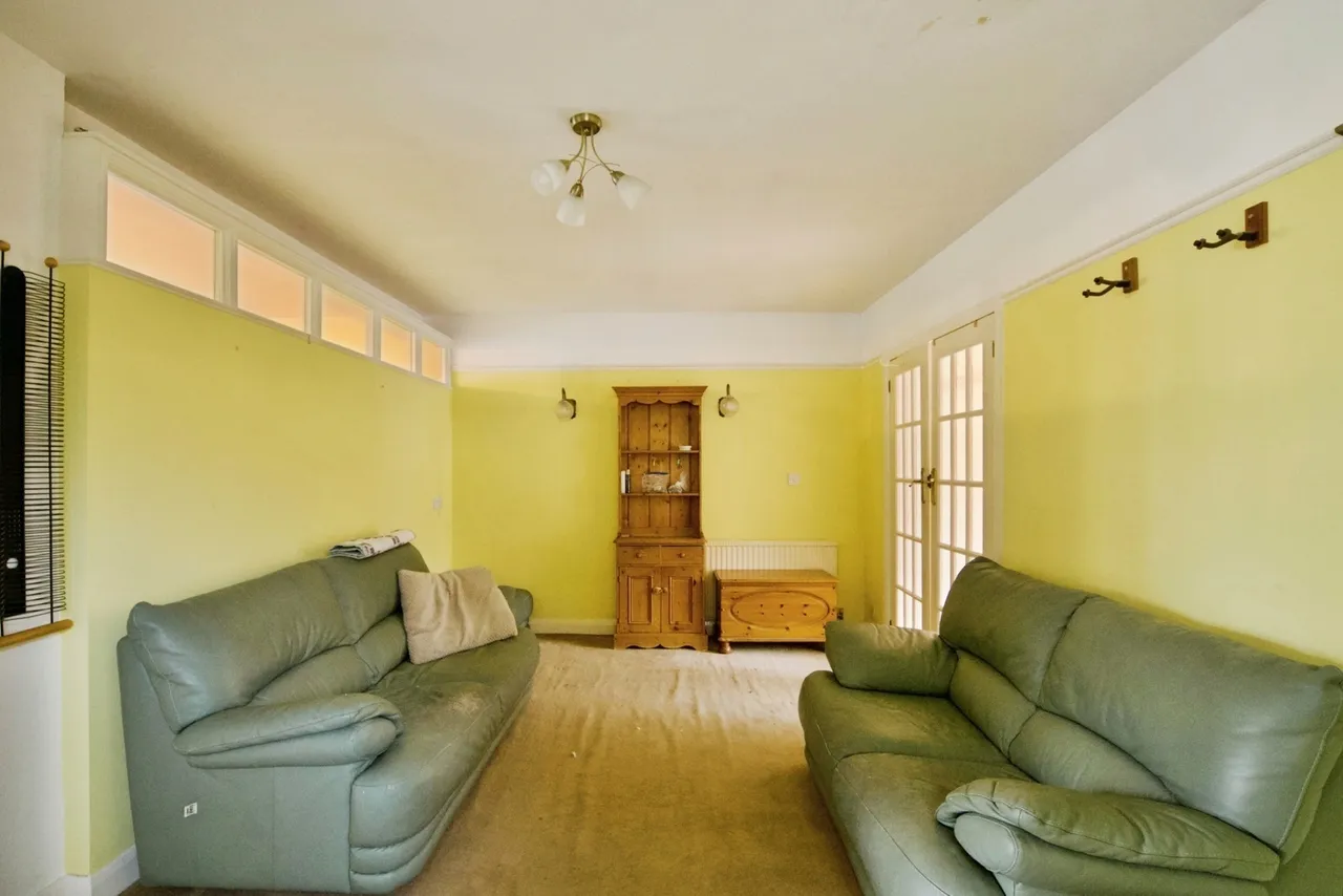 Clockhouse Lane, Romford, RM5, photo 8