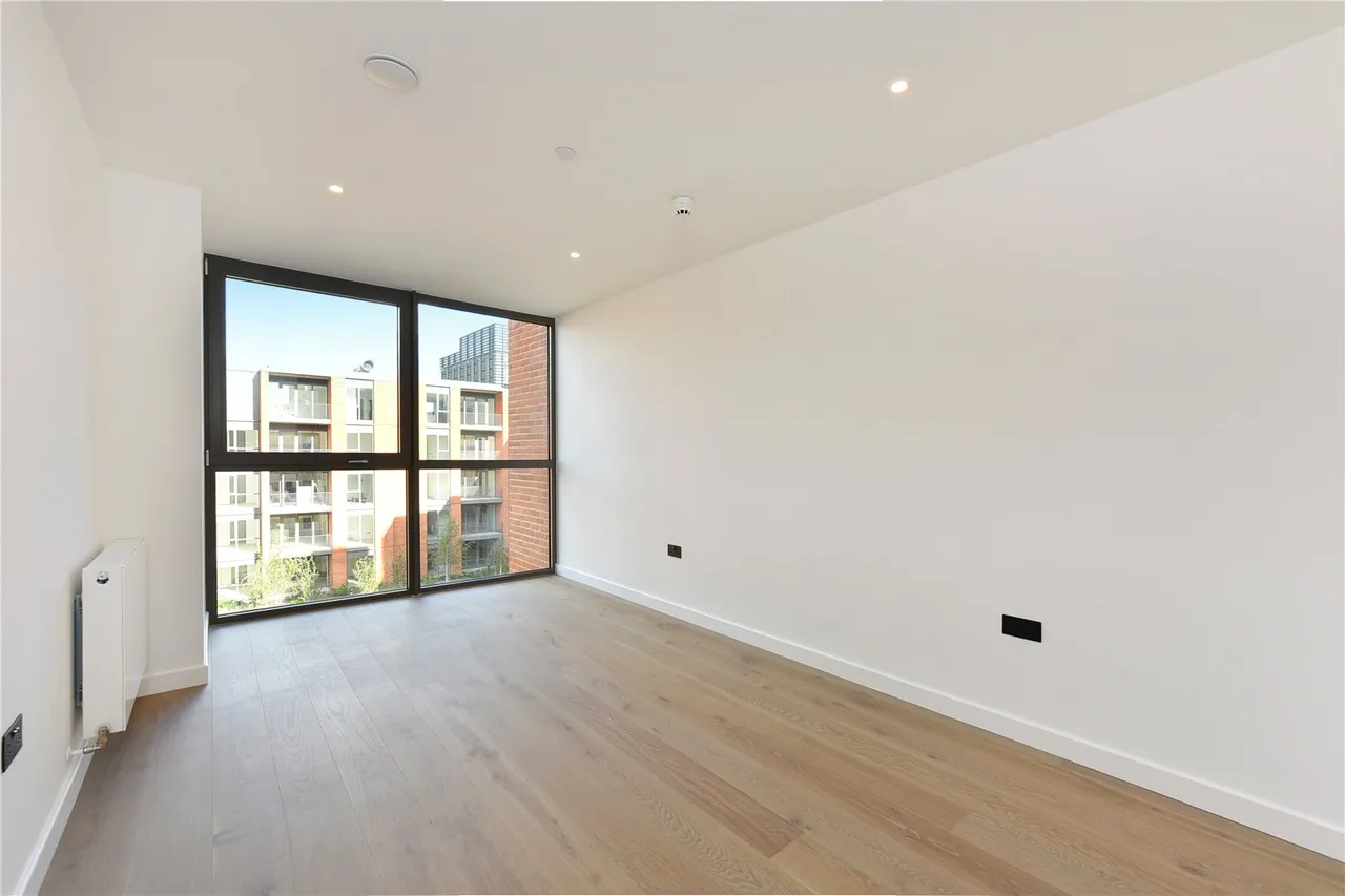 Carnwath Road, London, SW6, photo 8