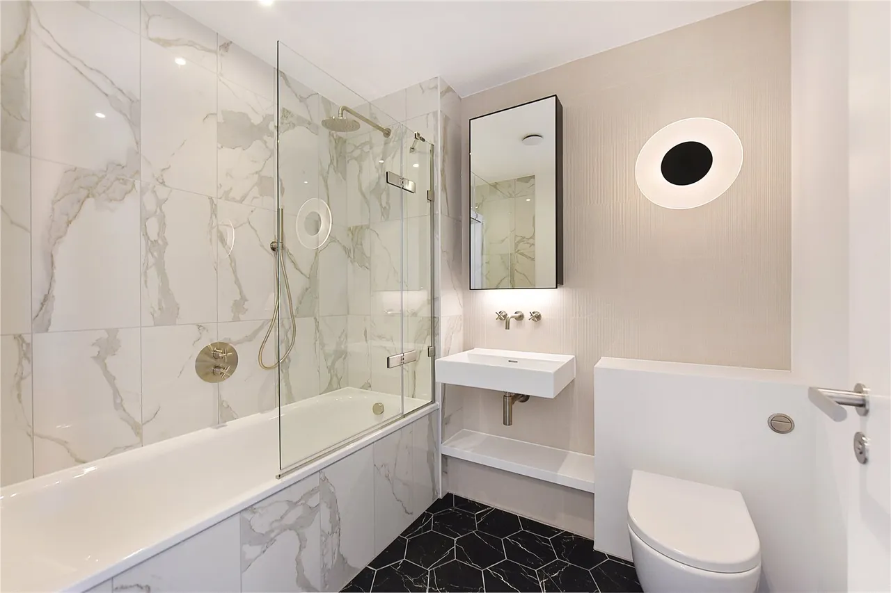 Carnwath Road, London, SW6, photo 4