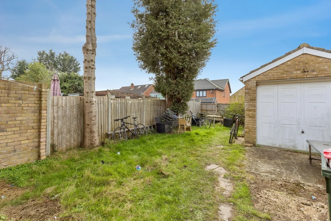 Parkway, Crawley, RH10, photo 9