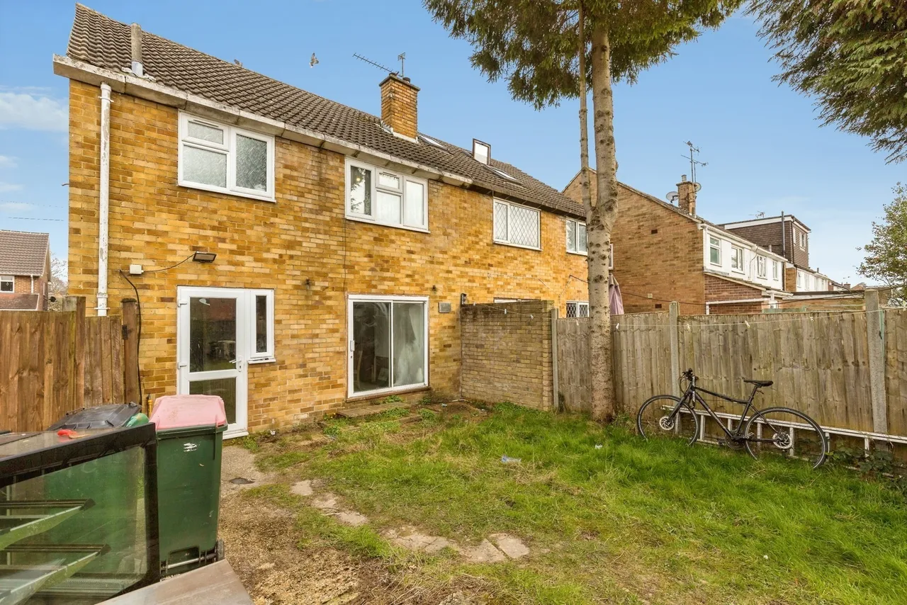 Parkway, Crawley, RH10, photo 14