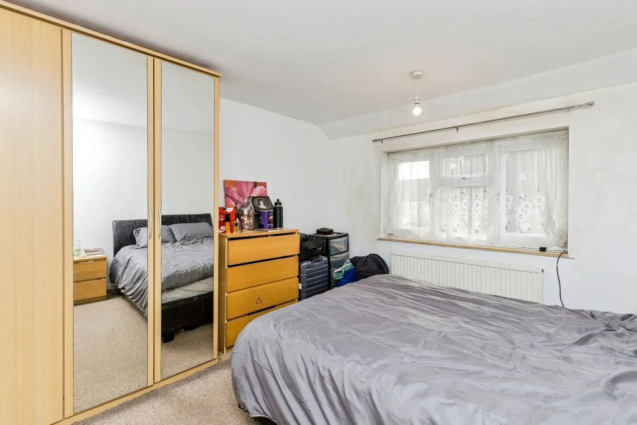 Parkway, Crawley, RH10, photo 12
