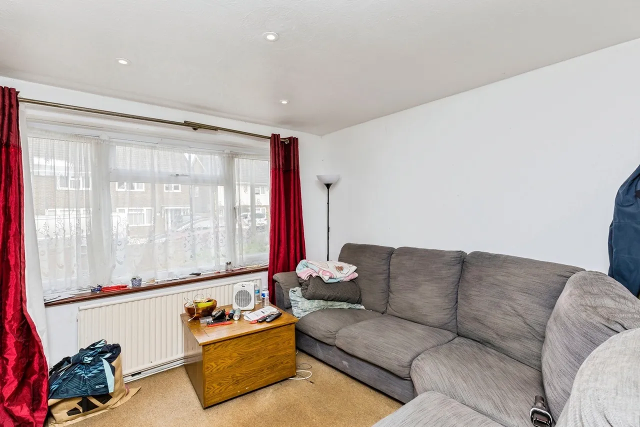 Parkway, Crawley, RH10, photo 6