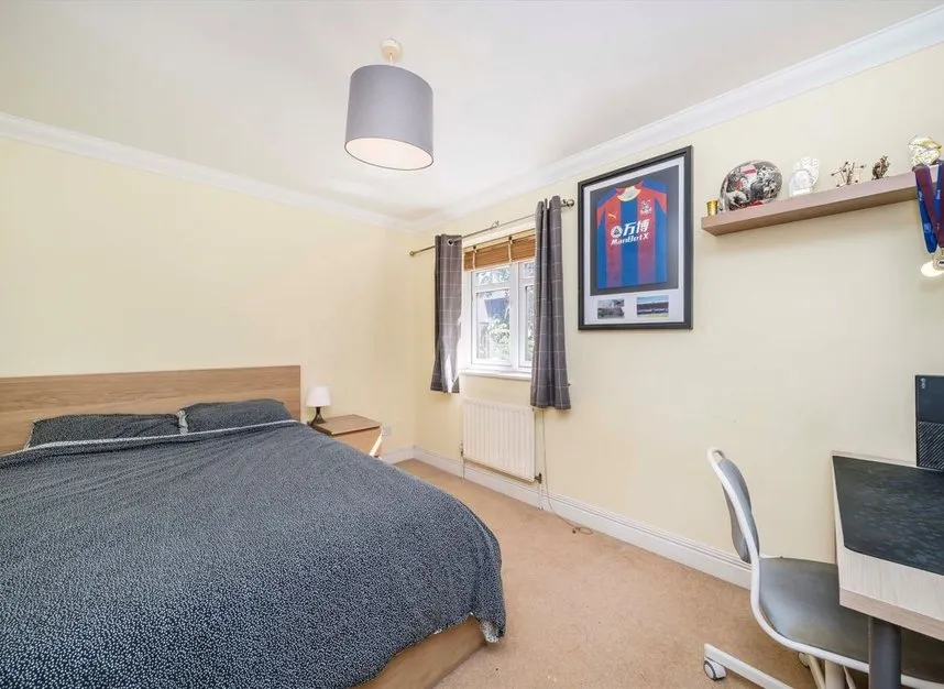 Savile Close, Thames Ditton, KT7, photo 7