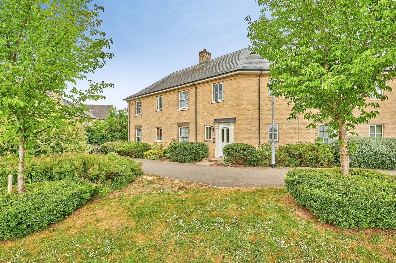 2 bed flat for sale — Burling Way, Burwell, Cambridge