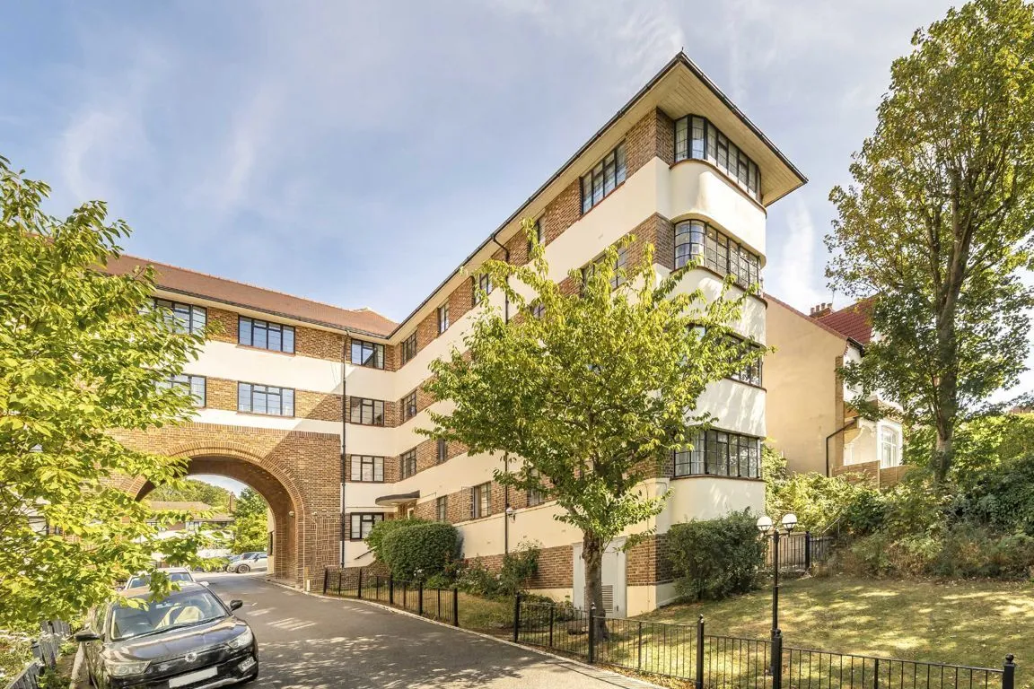 Leigham Court Road, SW16, photo 6