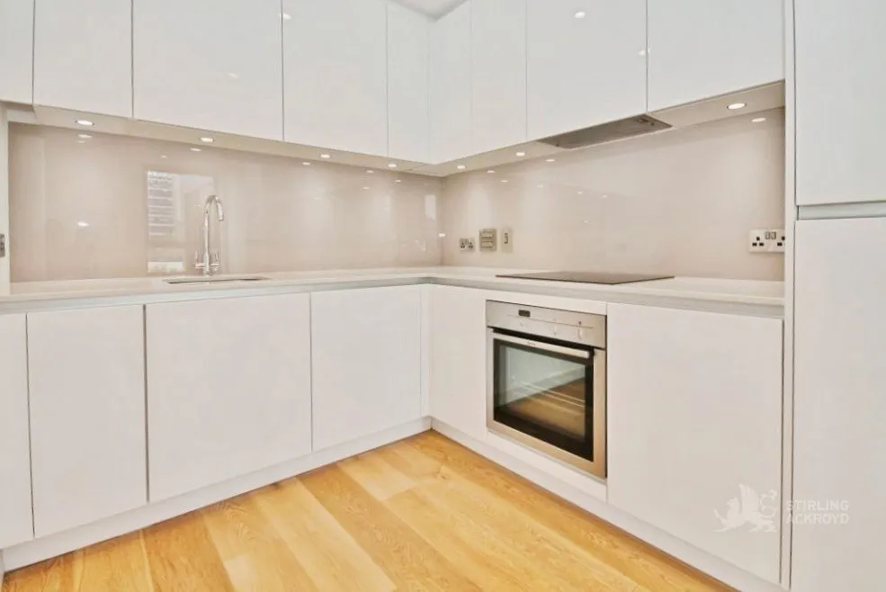 1 bed flat to rent, Caithness Walk, Croydon, CR0