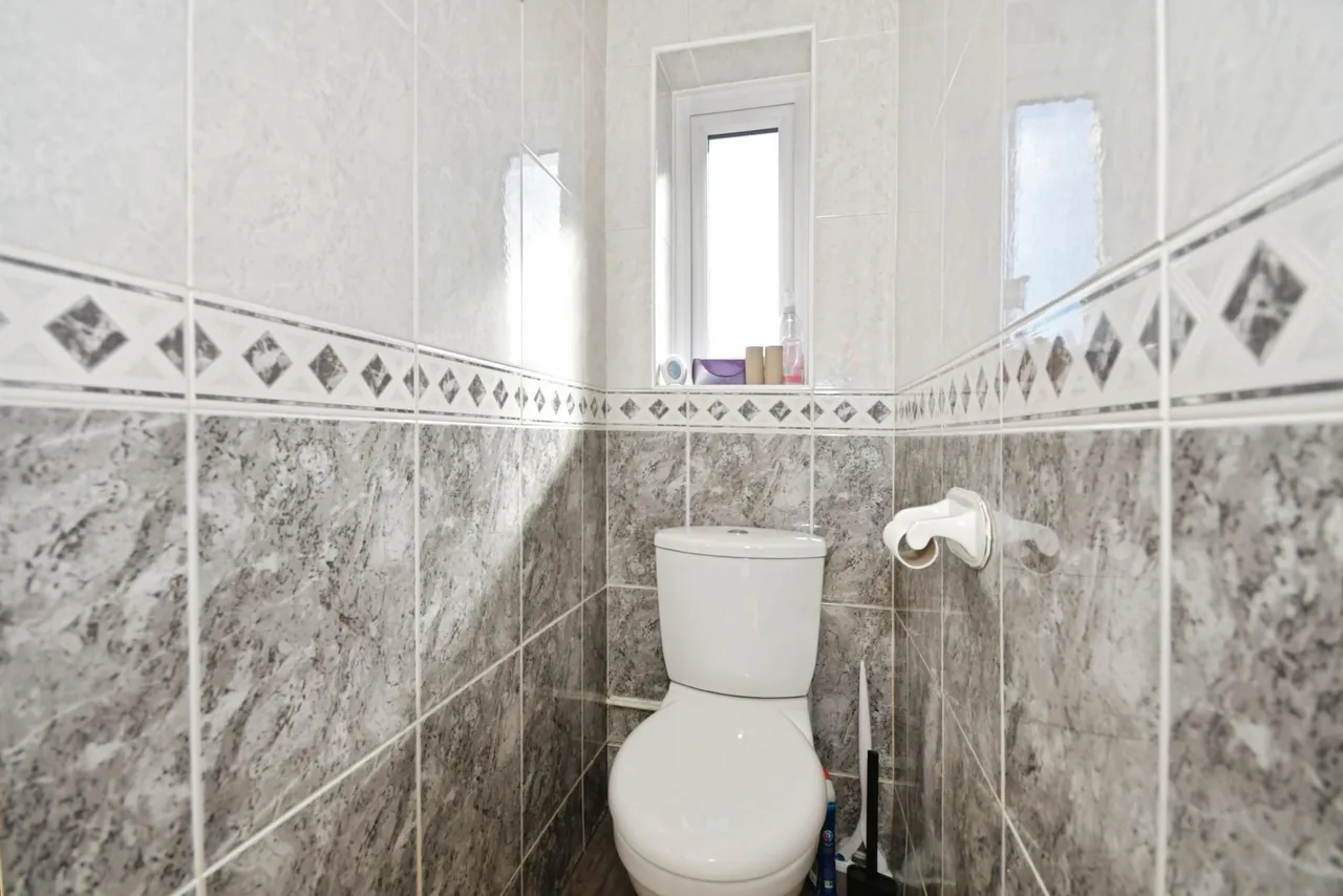 Ashurst Close, Sheffield, S6, photo 16