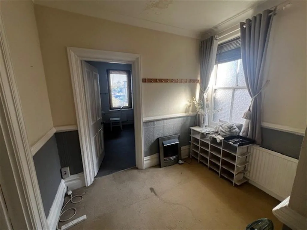 Pen-Y-Lan Road, Cardiff, CF23, photo 14