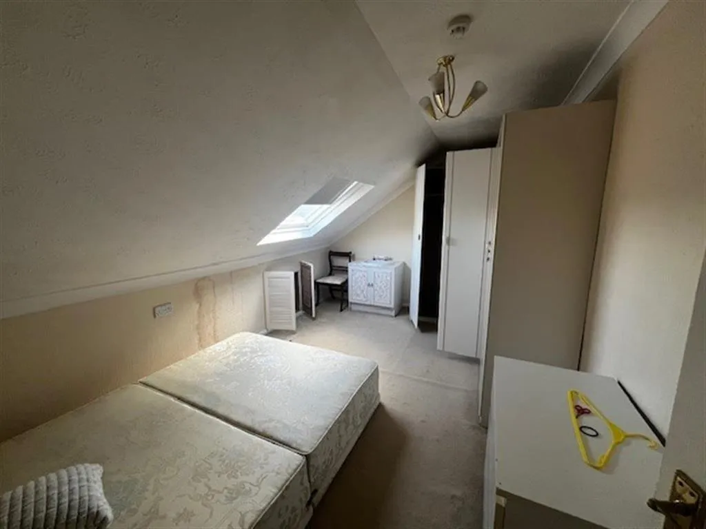 Pen-Y-Lan Road, Cardiff, CF23, photo 5