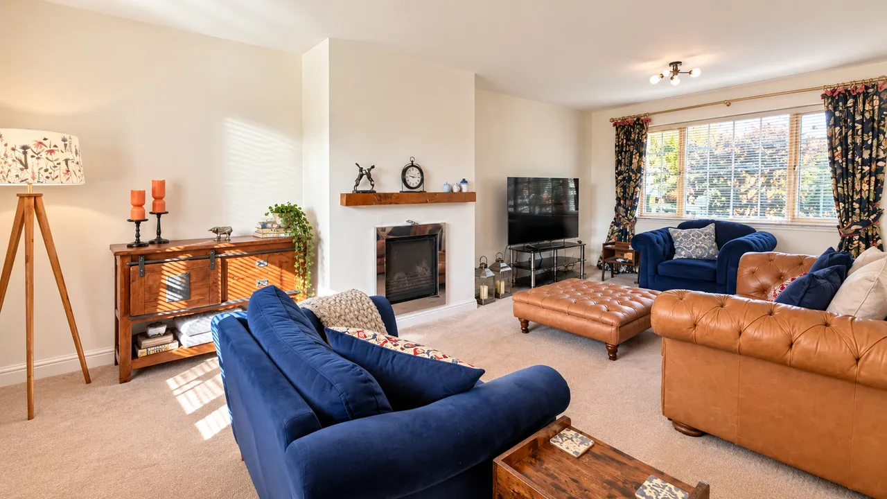 Moorland Close, Carlton-le-Moorland, LN5, photo 4