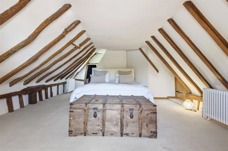 with 4 bedrooms in Broxted, Nr Thaxted, CM6, photo 23