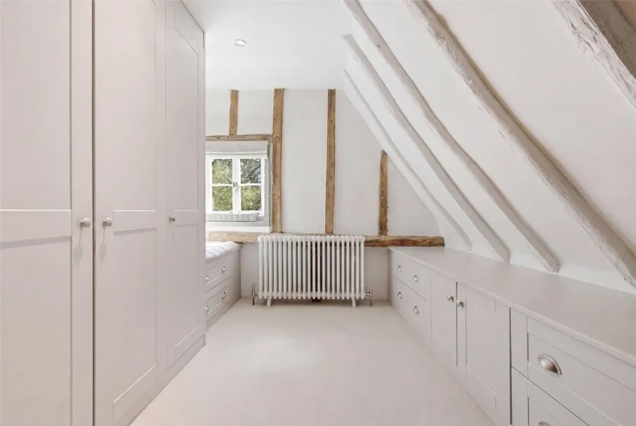 with 4 bedrooms in Broxted, Nr Thaxted, CM6, photo 14