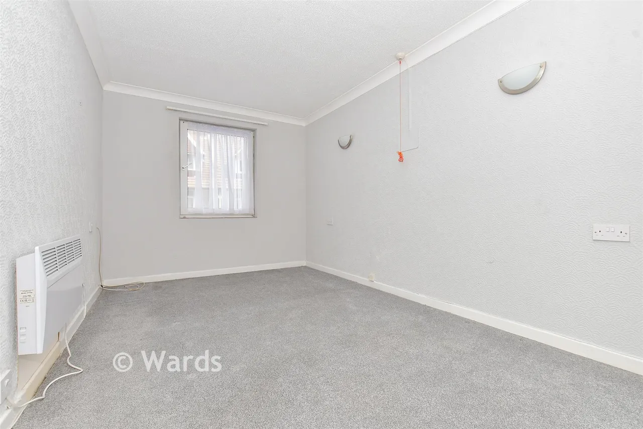 Wellington Crescent, Ramsgate, CT11, photo 7