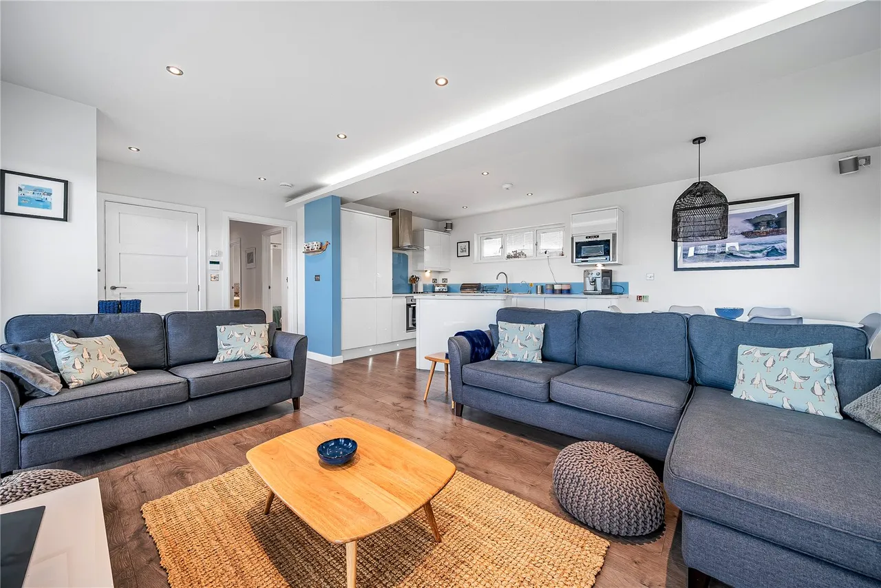 The Residence, Gwel An Mor, Portreath, Cornwall, TR16 4PE, photo 14