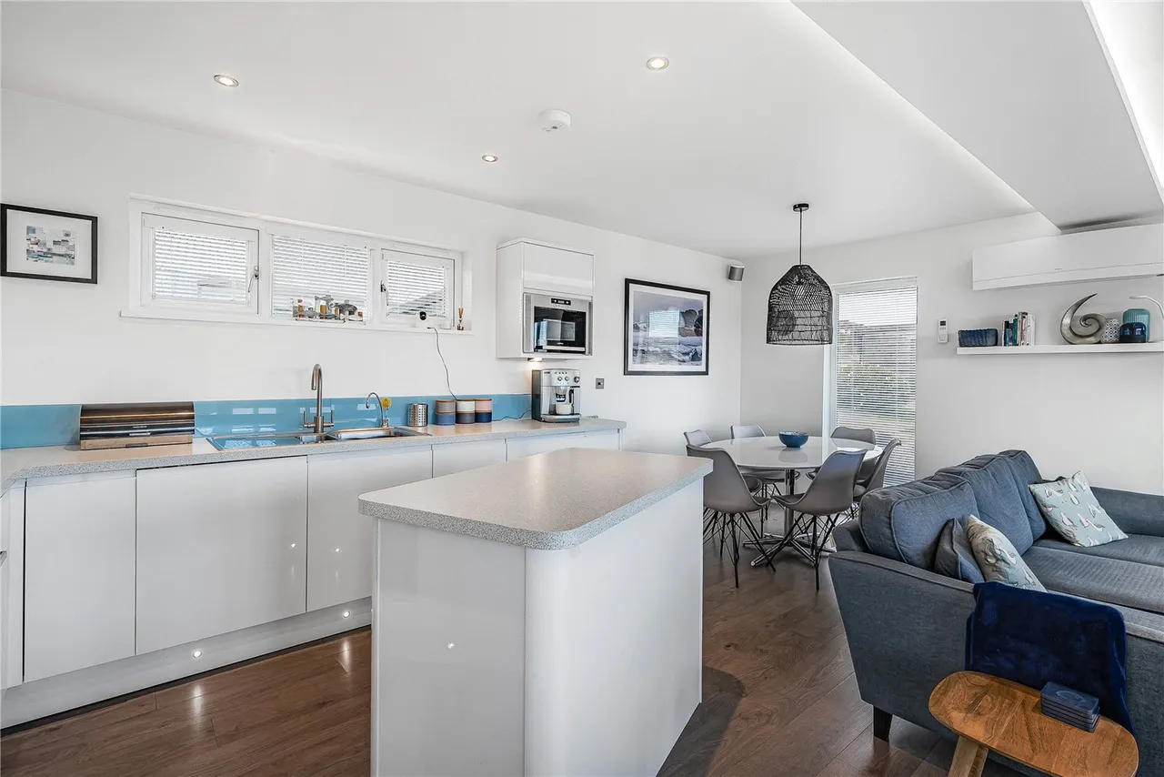 The Residence, Gwel An Mor, Portreath, Cornwall, TR16 4PE, photo 17