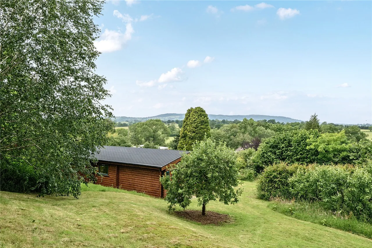Near Stottesdon, Kidderminster, Shropshire, DY14 8RR, photo 3