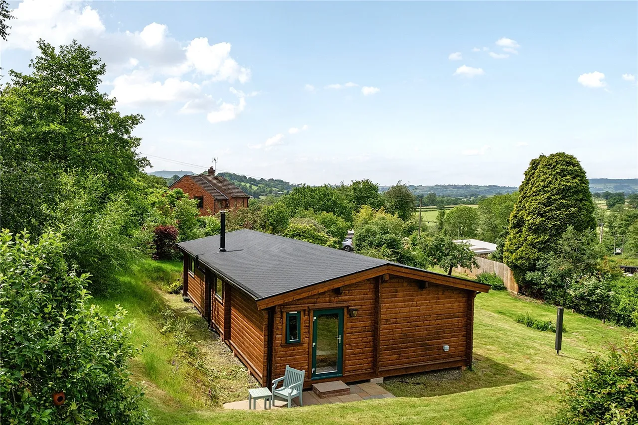 Near Stottesdon, Kidderminster, Shropshire, DY14 8RR, photo 29