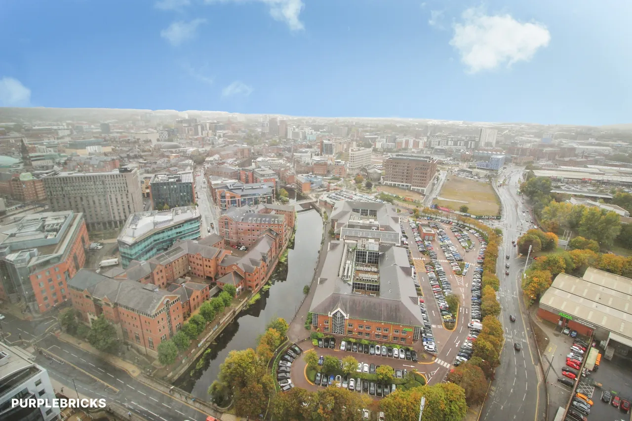 Water Lane, Leeds, LS11, photo 4