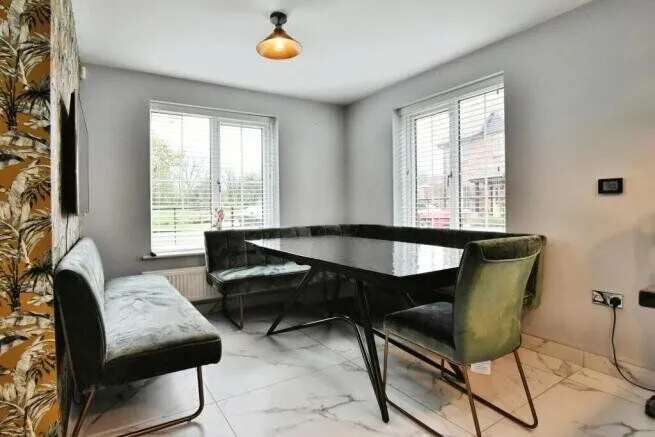 Grimshaw Close, Wilmslow, SK9, photo 5