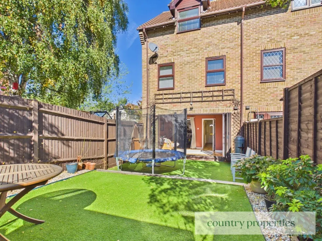 Woolmer Green Knebworth, SG3, photo 12