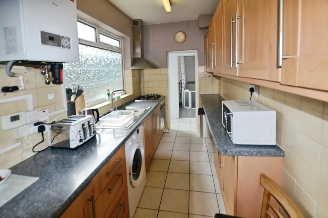 75 Wolverton Road, photo 5
