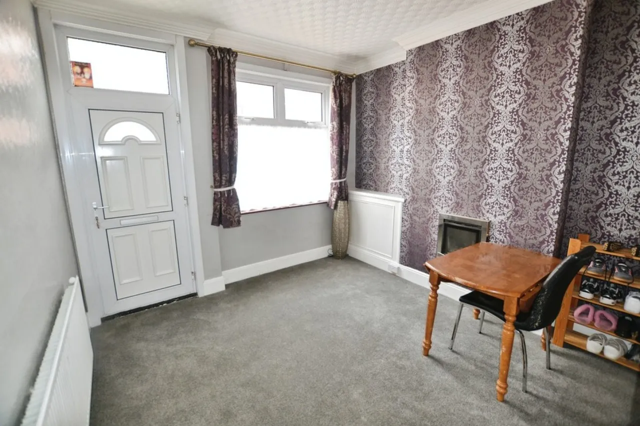 75 Wolverton Road, photo 2