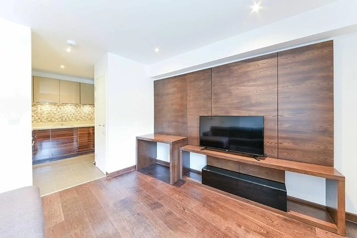 Queen Victoria Terrace, London, E1W, photo 4