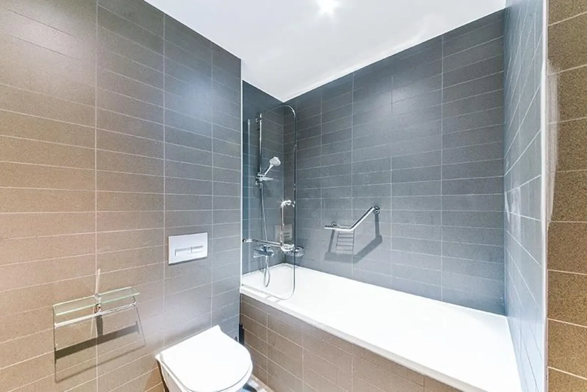 Queen Victoria Terrace, London, E1W, photo 11