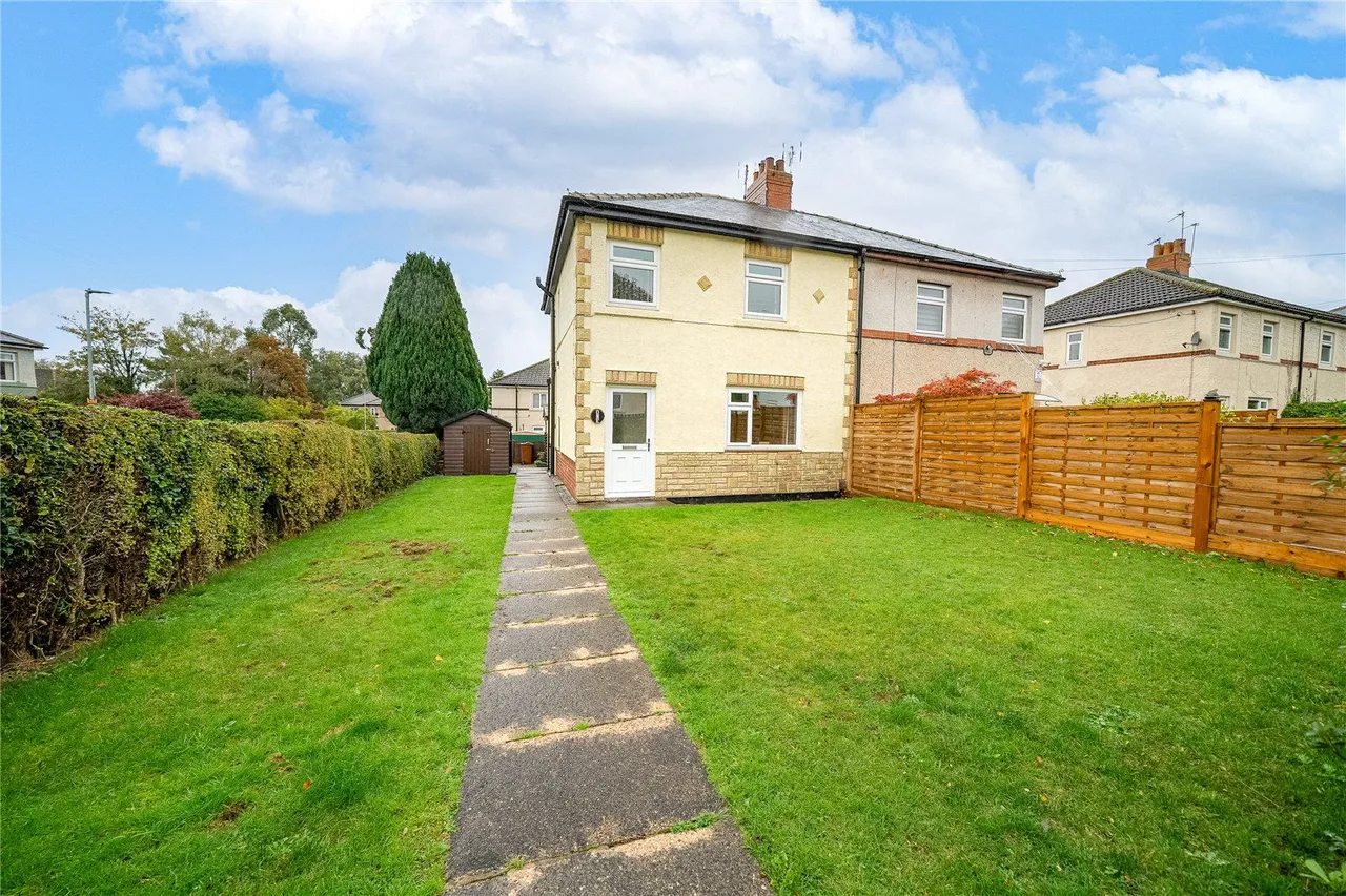 3 bed house for sale, Northfield Place, Wetherby, LS22