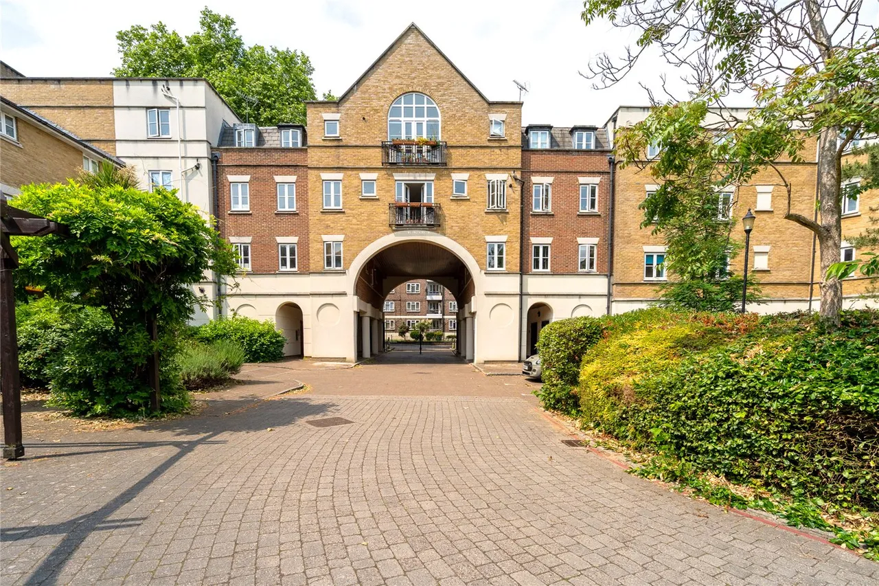 Dudley Mews, London, SW2, photo 2