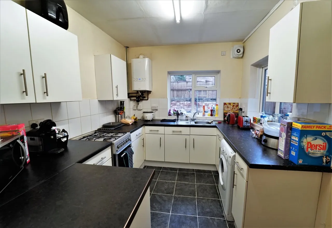 Church Grove, Nottingham, NG7, photo 5