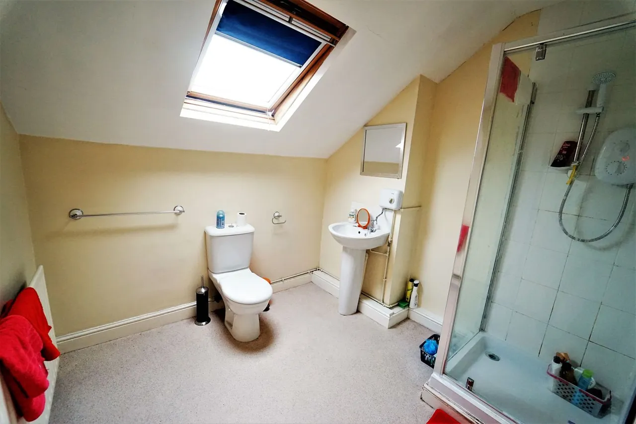 Church Grove, Nottingham, NG7, photo 8