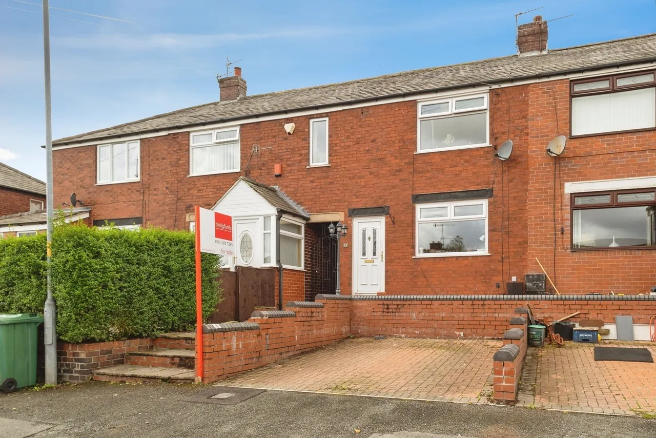 Chamberlain Road, Stalybridge, SK15, photo 2