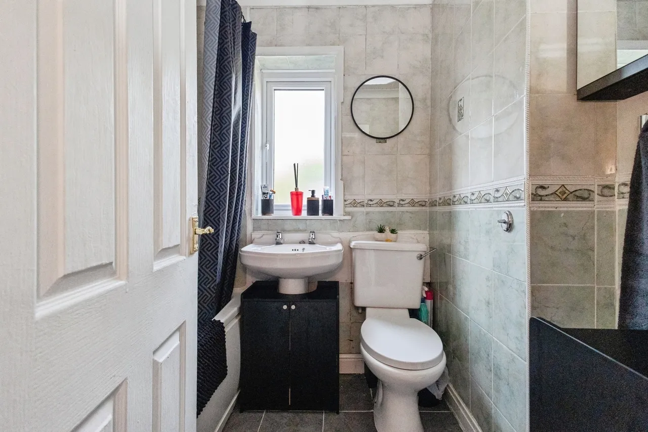Chamberlain Road, Stalybridge, SK15, photo 17