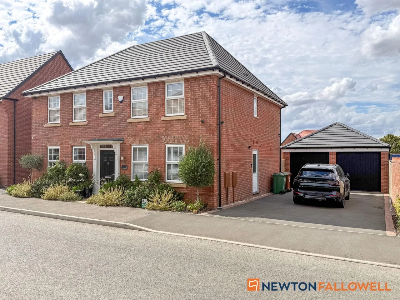4 bed house for sale, Westland Drive, Fernwood, NG24