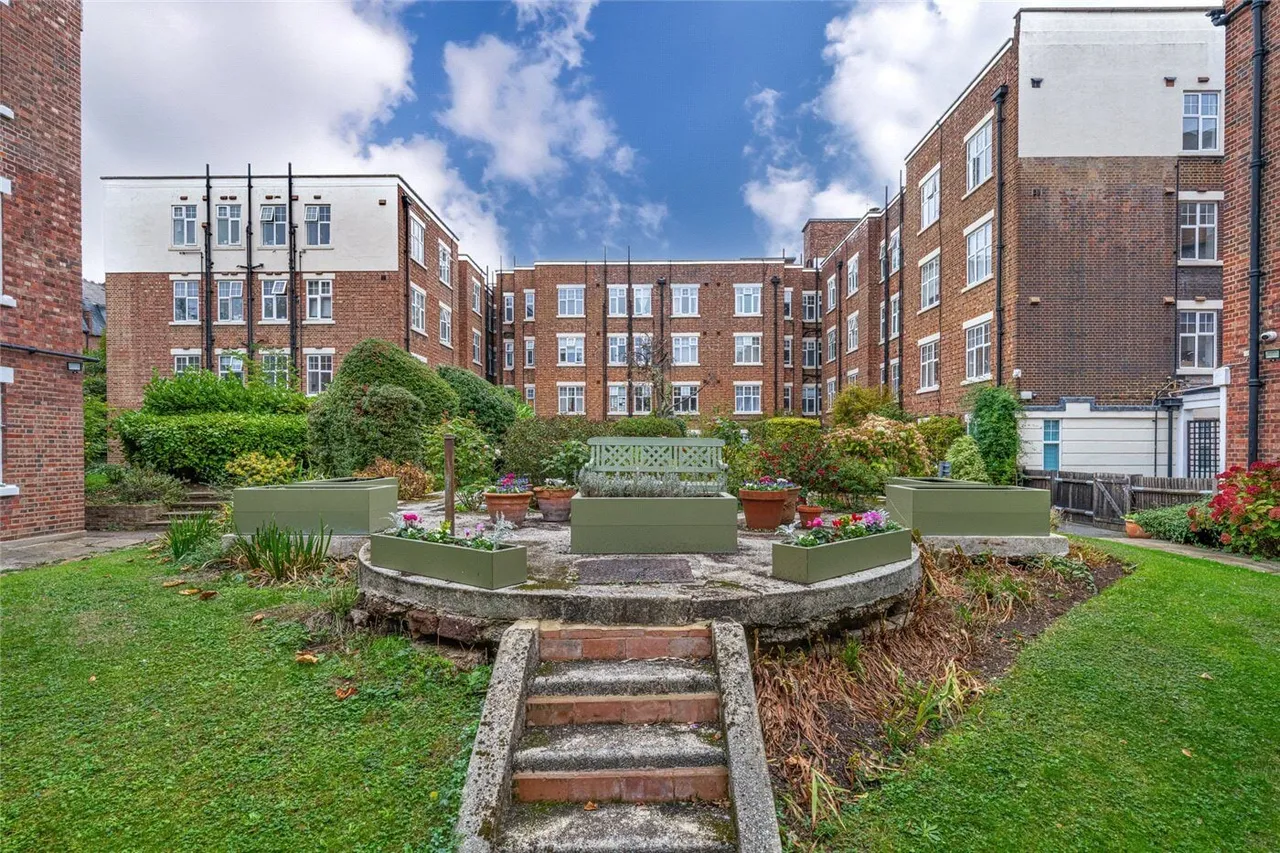 Belsize Grove, London, NW3, photo 5