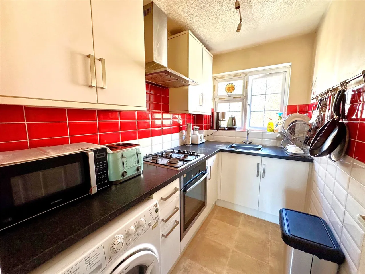 Clarence Road, Fleet, Hampshire, GU51 3RG, photo 2